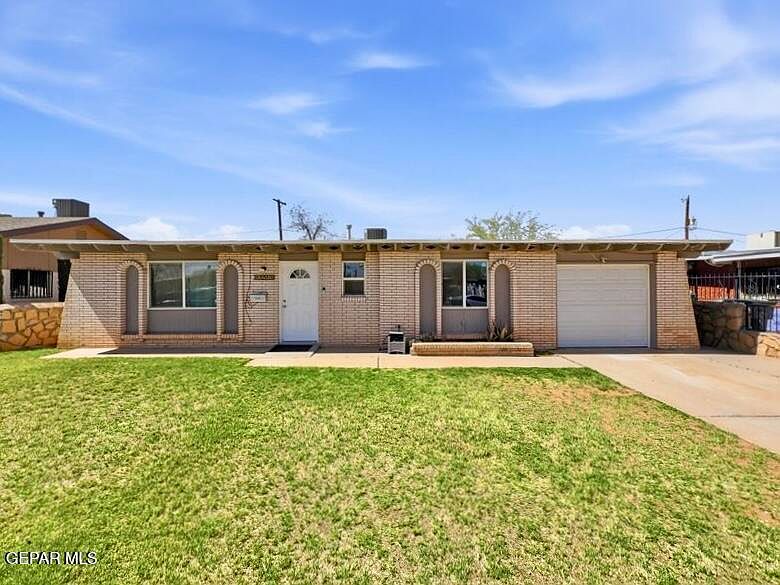 1st image of 10541 Clearwater St