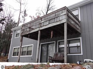 6226 Bobcat Trl, Alger, MI 48610