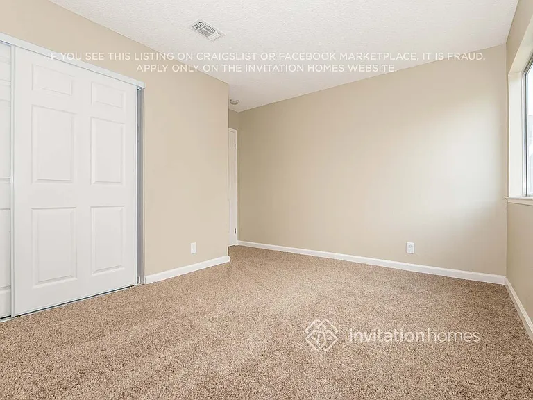 375 Notre Dame Dr — Photo 15