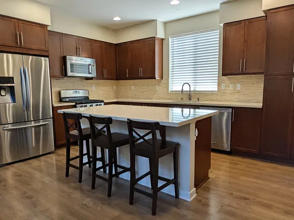 21 Alzada St, Mission Viejo, CA 92694