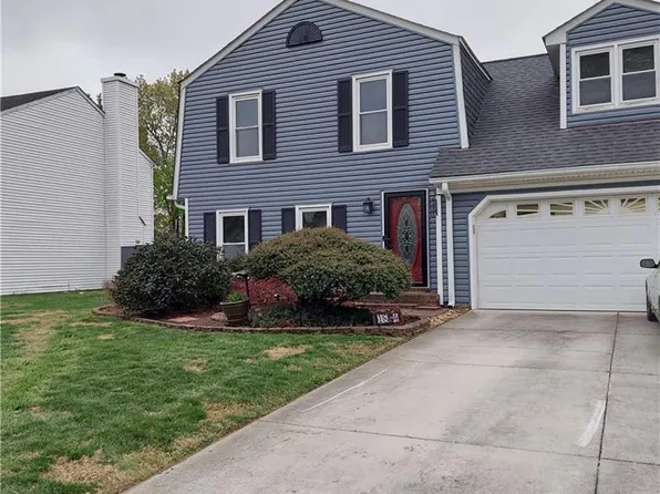 1824 Monet Ct, Virginia Beach, VA 23453