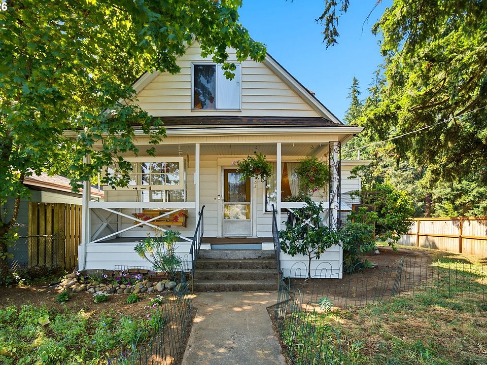 1st image of 7402 SE Ellis St