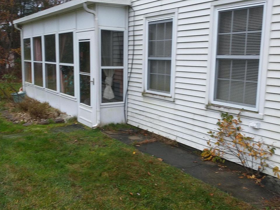 1st image of 50A Birchwood Dr #50
