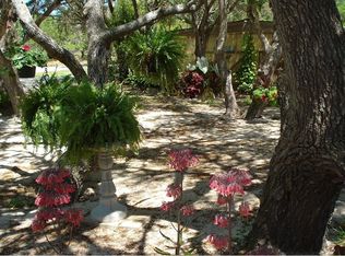 1826 16th St, Rockport, TX 78382