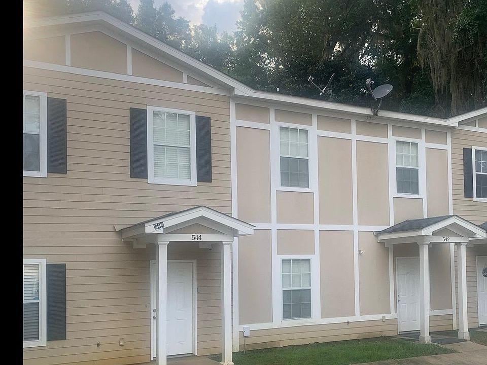 1st image of 542 & 544 Collinsford Rd