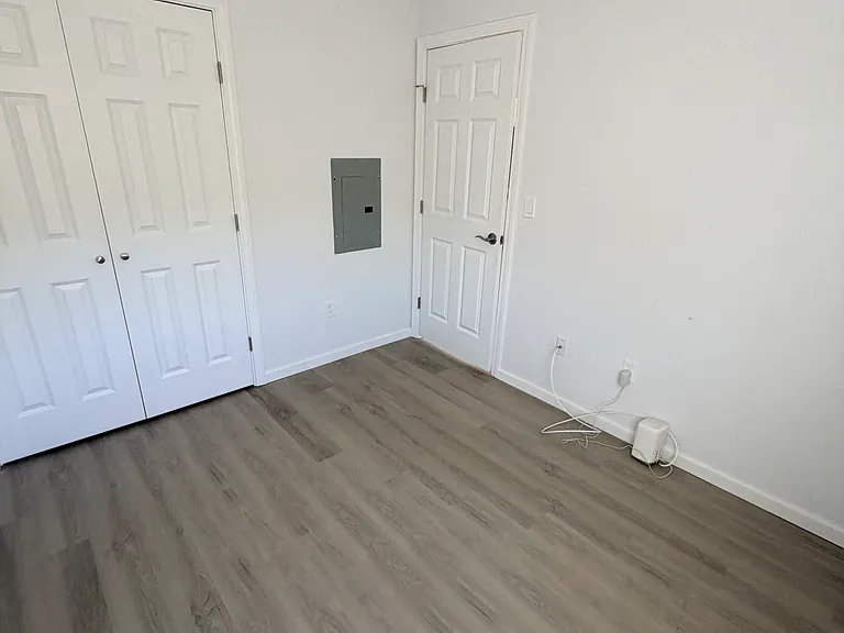 337 Main St #7 — Photo 10