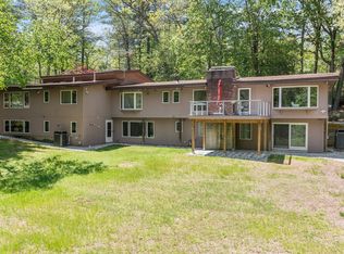 77 Temple Rd, Concord, MA 01742