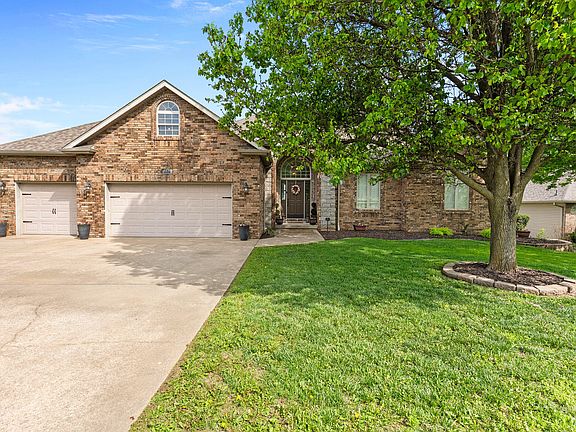2nd image of 469 Mockingbird Ridge