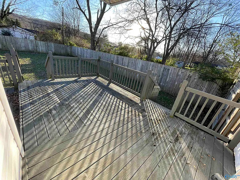 2224 Bide A Wee Dr NE — Photo 11