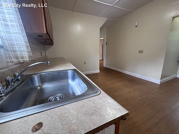 5th image of 72 Bower St #1