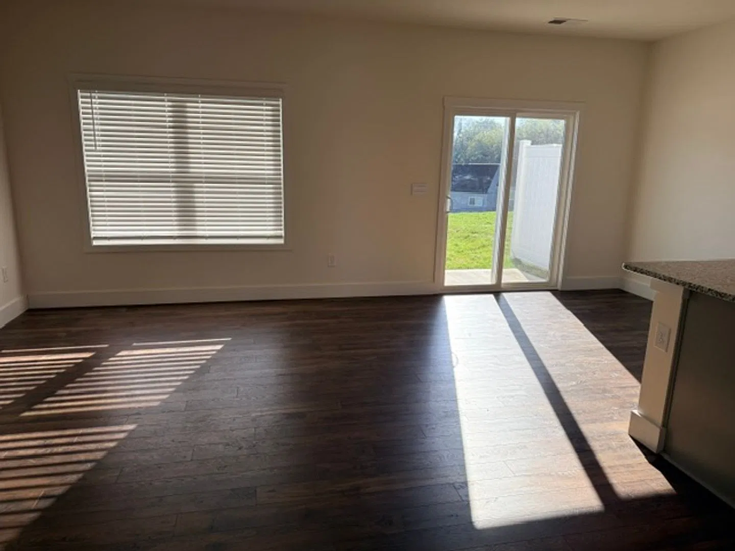 Powell 37849 - 3 bedroom 2. — Photo 4
