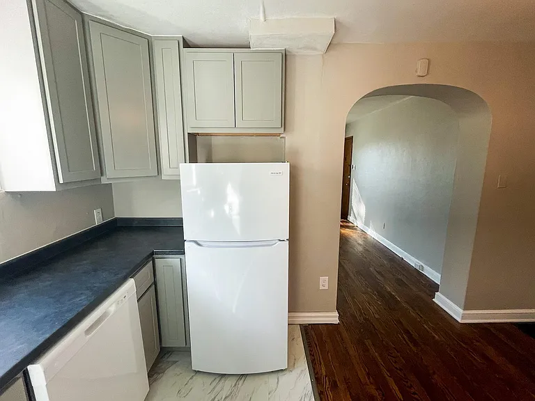 Kitchen and dining area.