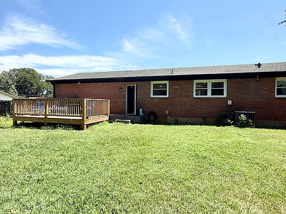 2nd image of 1813 Rainbow Forest Dr
