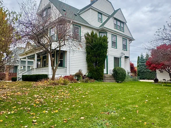 2164 S 81st St, Milwaukee, WI 53219