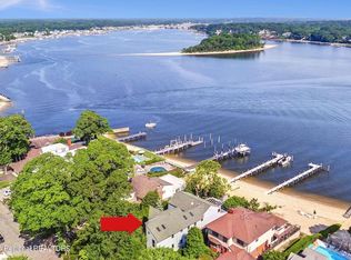 1111 Bradford Dr, Point Pleasant Beach, NJ