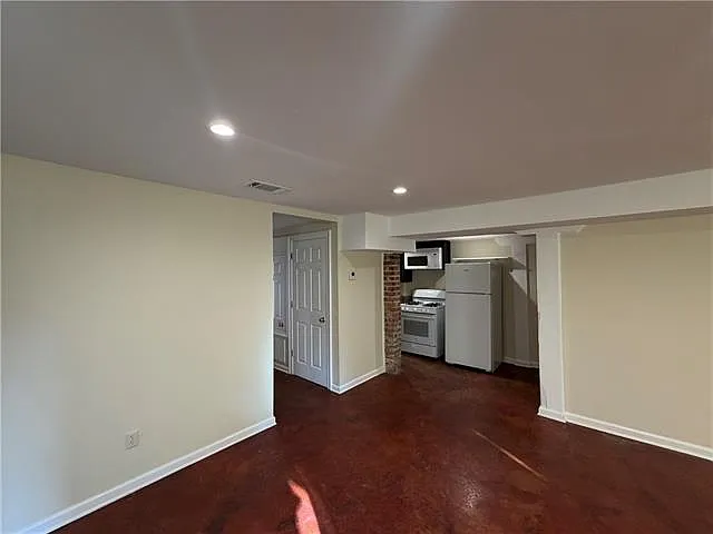 1921 General Taylor St #2 — Photo 7