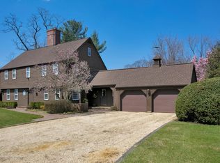 1 Pilgrim Hollow Rd, Ocean, NJ 07712