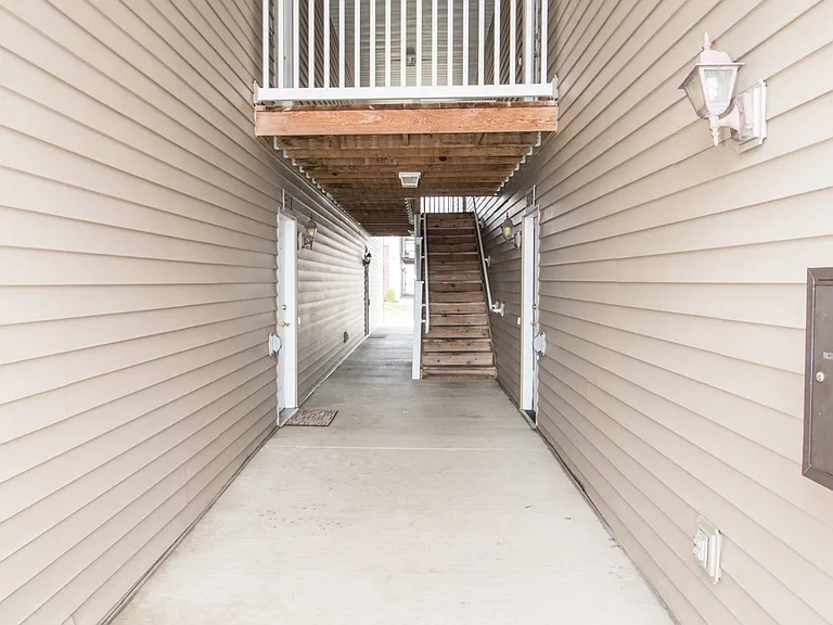 stairs to 2nd floor
