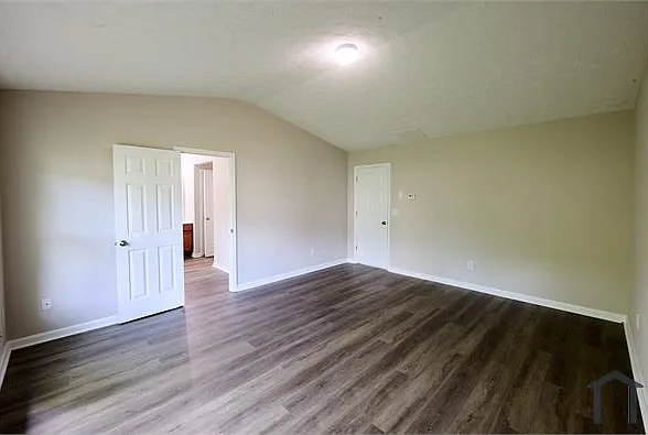 4515 Windale Dr — Photo 10
