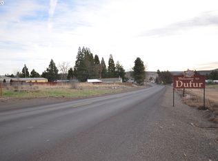 940 Northeast Ct, Dufur, OR 97021