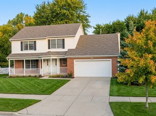 3217 Pinebluff Ct, Ann Arbor, MI 48105