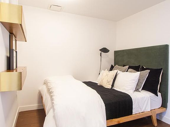 5th image of 120 Nassau St APT 12C