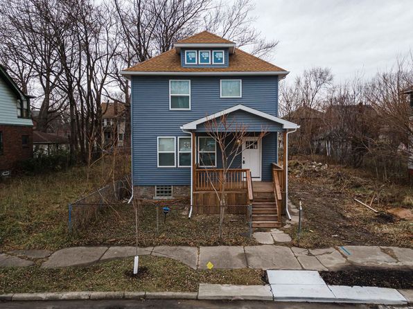 1452 Lee Pl