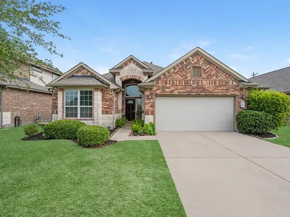 9706 Yellow Rose Dr, Texas City, TX 77591