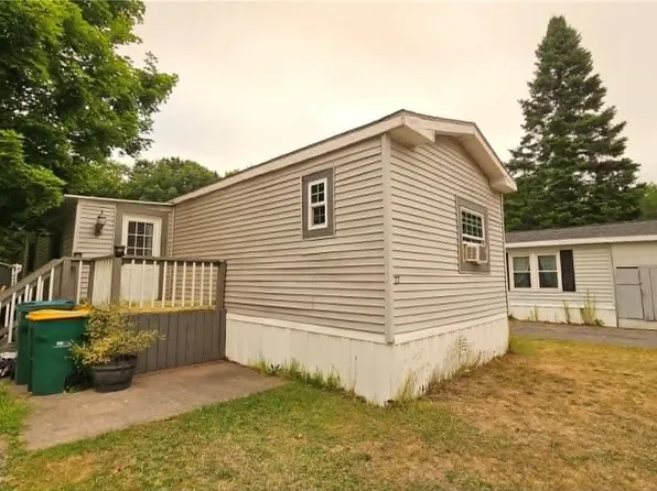 77 Crestview Cir, Central Square, NY 13036