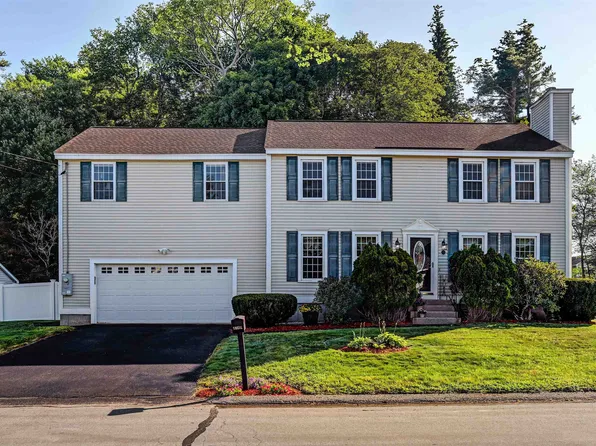 118 Megan Drive, Manchester, NH 03109