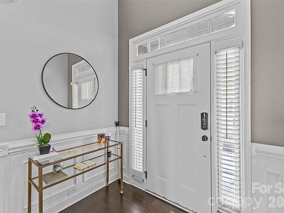 4th image of 7503 Hamilton Bridge Rd