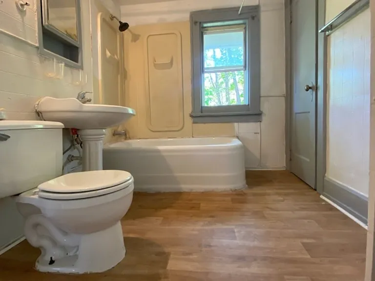 219 S Johnston Ave — Photo 15