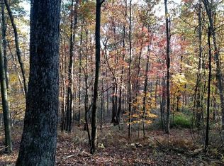 11 Back Rd, Barnesville, PA 18214