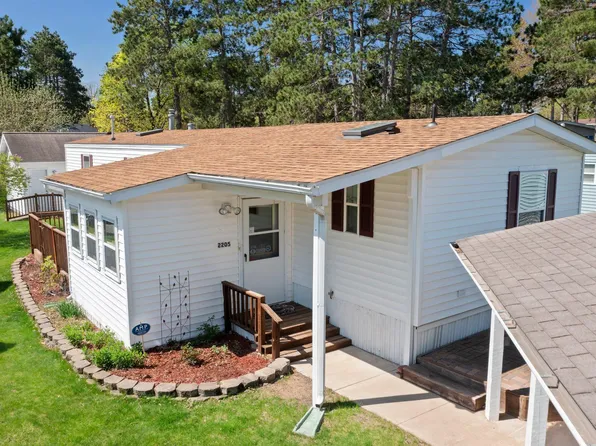 2205 Jack Pine Dr, Cambridge, MN 55008