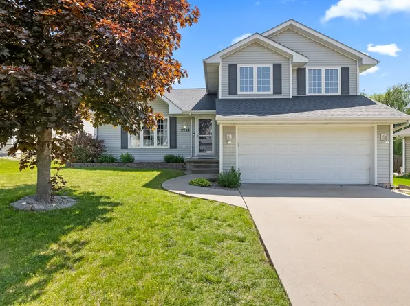 5735 SE 30th St, Des Moines, IA 50320