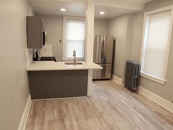 4th image of 948 N 66th St Floor 2