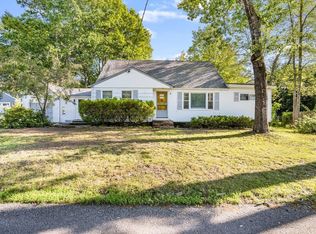 449 Salmon Falls Rd, Rochester, NH 03868