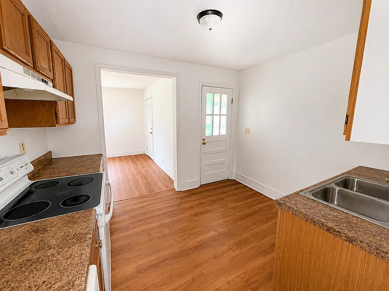 4830 Wilson Rd — Photo 7