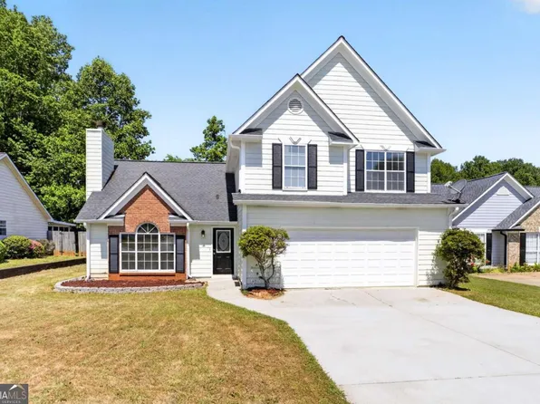 2915 Camelot Woods Dr, Lawrenceville, GA 30044