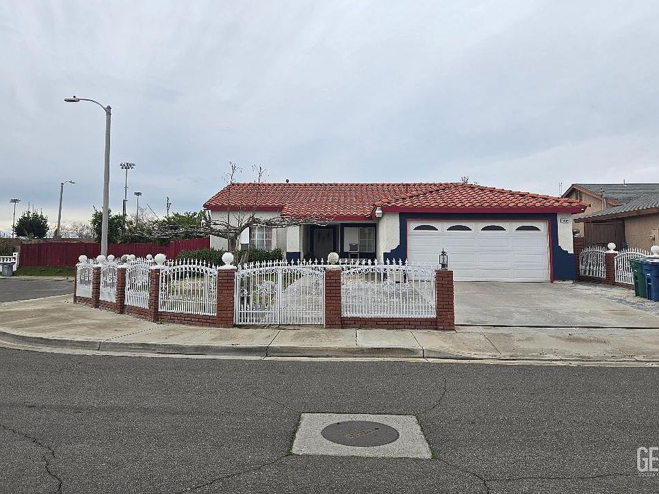 2nd image of 1305 Los Olivos Way