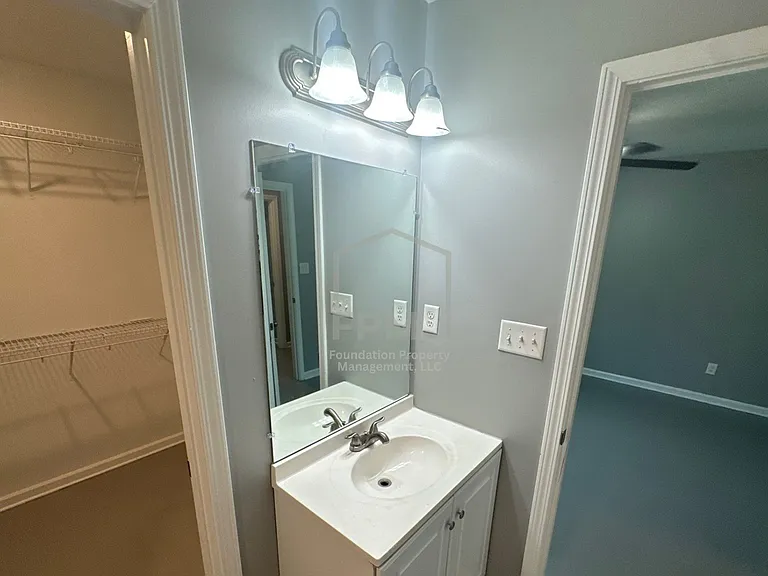 307 Harrell St — Photo 16