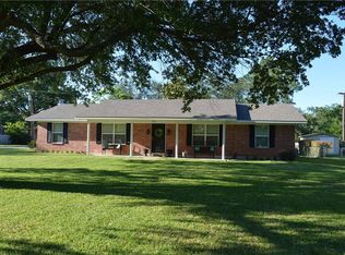 1801 College St, Sulphur Springs, TX 75482