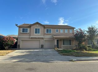 524 Peach Dr, Chowchilla, CA 93610