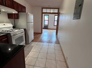 804 Grand St APT 3R, Brooklyn, NY 11211