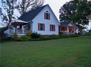 966 Harve Brown Rd, Bethpage, TN 37022