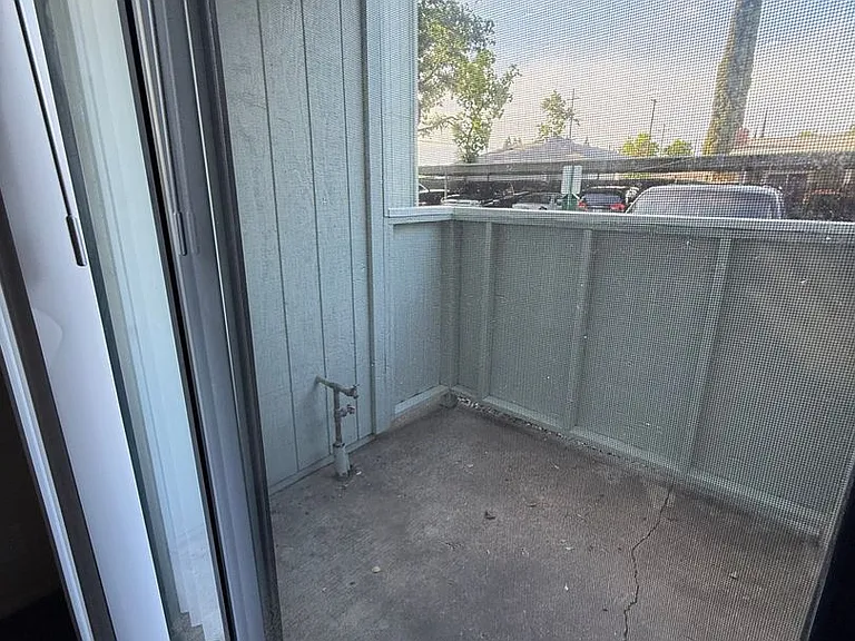 Madison Pines Apartments — Photo 34