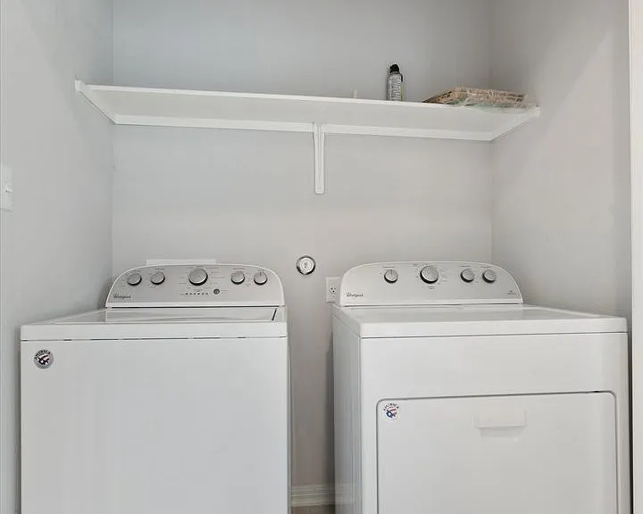 207 Wainscot Oak Way — Photo 10