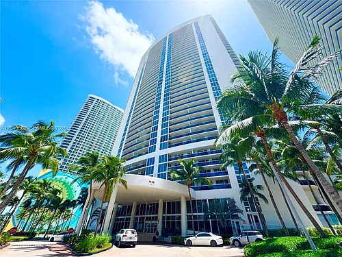 1800 S Ocean Dr Photo 1
