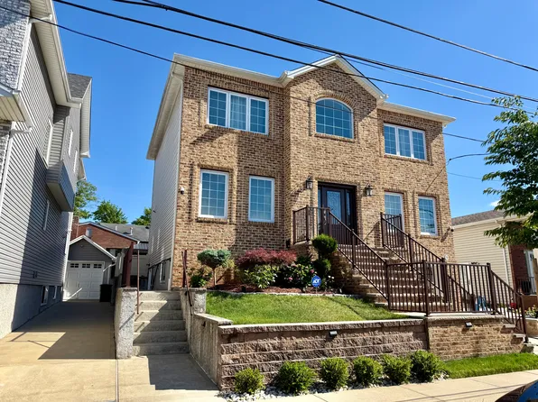 54 Buffington Ave #1, Staten Island, NY 10312