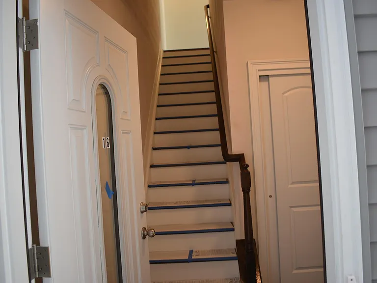 16 Emily Ct — Photo 19